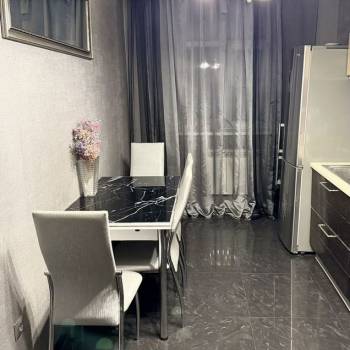 Продается 2-х комнатная квартира, 75 м²