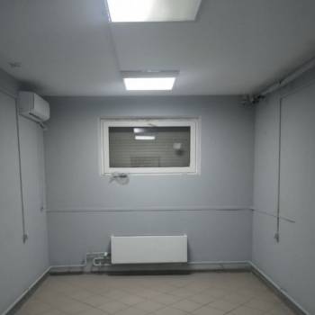 Сдается Нежилое помещение, 18 м²