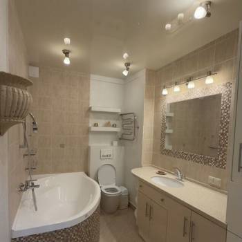 Сдается 2-х комнатная квартира, 60 м²