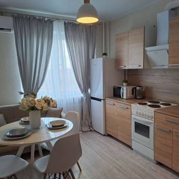 Сдается 1-комнатная квартира, 39 м²