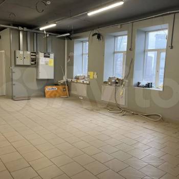 Сдается Нежилое помещение, 262 м²