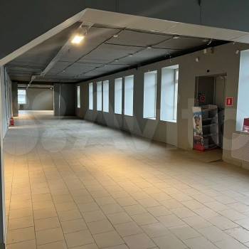 Сдается Нежилое помещение, 262 м²