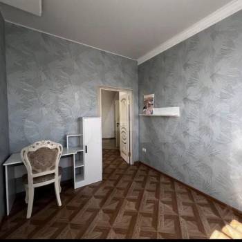 Сдается Многокомнатная квартира, 100 м²