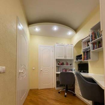 Продается 3-х комнатная квартира, 109 м²