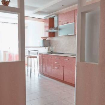 Продается 1-комнатная квартира, 50 м²