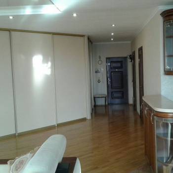 Сдается 2-х комнатная квартира, 73 м²
