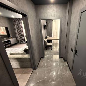 Продается 1-комнатная квартира, 38 м²