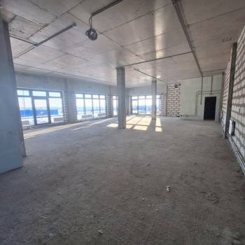 Сдается Нежилое помещение, 281 м²