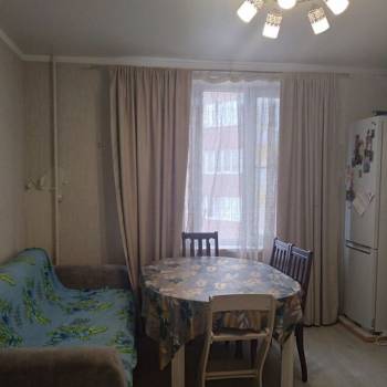 Сдается 2-х комнатная квартира, 70 м²