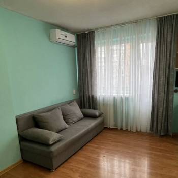 Продается 1-комнатная квартира, 21,9 м²