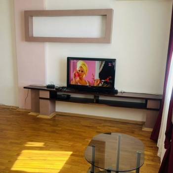 Продается 1-комнатная квартира, 50 м²