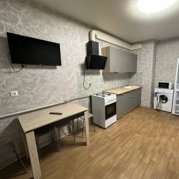 Сдается 2-х комнатная квартира, 65 м²