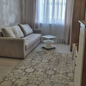 Сдается 1-комнатная квартира, 38 м²