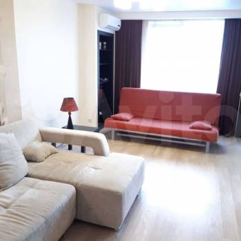 Сдается 1-комнатная квартира, 45 м²