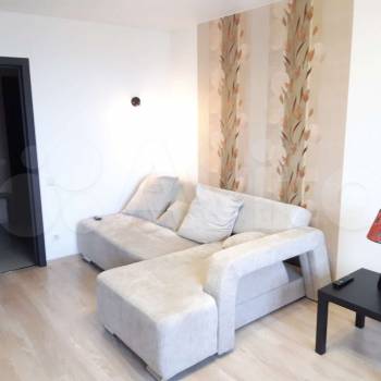 Сдается 1-комнатная квартира, 45 м²