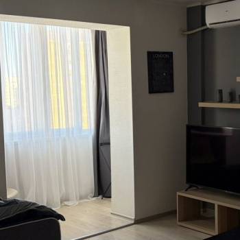 Продается 1-комнатная квартира, 40 м²