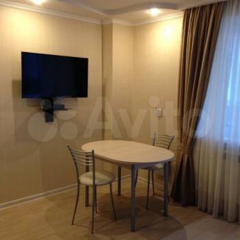 Продается 1-комнатная квартира, 32 м²