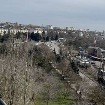 Продается 1-комнатная квартира, 42 м²