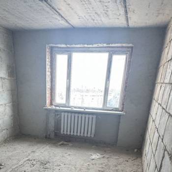 Продается 1-комнатная квартира, 42 м²