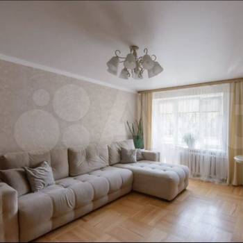 Продается Многокомнатная квартира, 80 м²