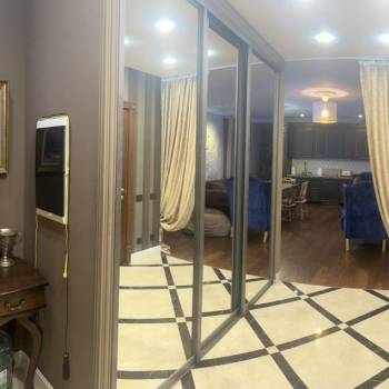 Продается Многокомнатная квартира, 120 м²