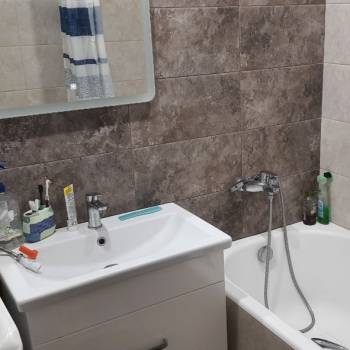 Сдается 2-х комнатная квартира, 60 м²