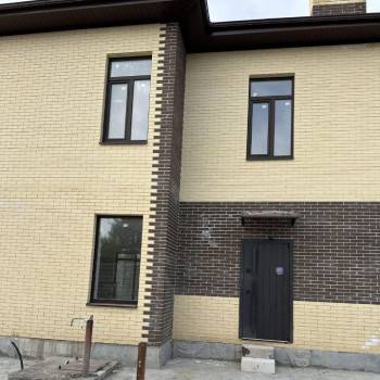 Продается Дом, 180 м²