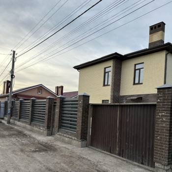 Продается Дом, 180 м²