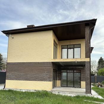 Продается Дом, 180 м²