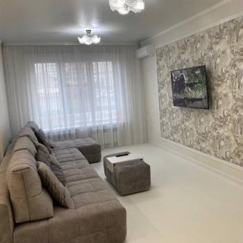 Сдается 2-х комнатная квартира, 84,5 м²