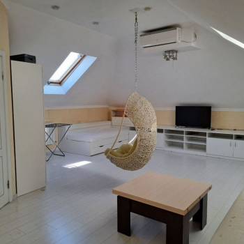 Сдается 1-комнатная квартира, 46 м²