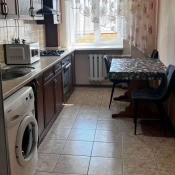 Сдается 1-комнатная квартира, 42 м²