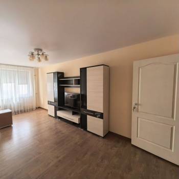 Сдается 1-комнатная квартира, 50 м²