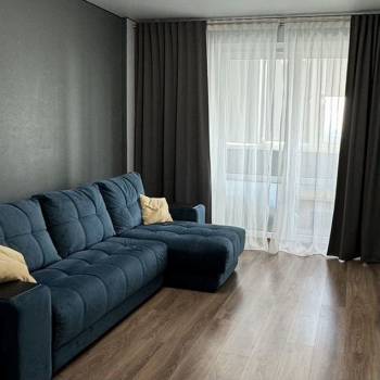 Продается 1-комнатная квартира, 37 м²