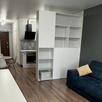 Продается 1-комнатная квартира, 37 м²