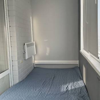 Продается 1-комнатная квартира, 37 м²