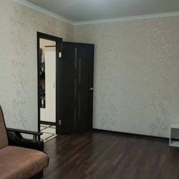 Сдается 1-комнатная квартира, 43 м²