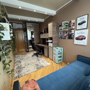 Продается Многокомнатная квартира, 99,6 м²