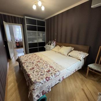 Продается Многокомнатная квартира, 99,6 м²
