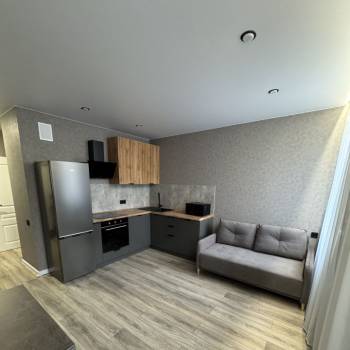 Сдается 1-комнатная квартира, 42 м²