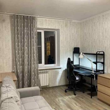 Сдается 1-комнатная квартира, 38 м²