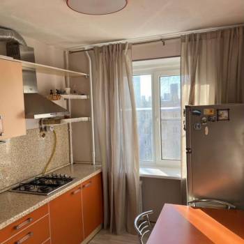 Сдается 1-комнатная квартира, 41 м²