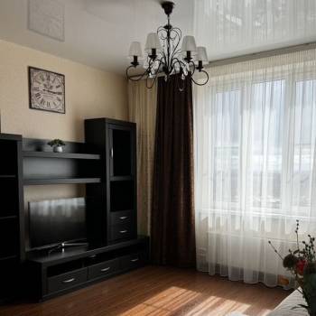 Сдается 1-комнатная квартира, 38 м²