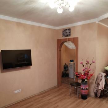 Продается 1-комнатная квартира, 38 м²