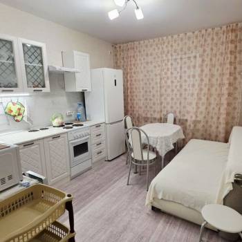 Сдается 1-комнатная квартира, 36 м²