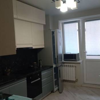 Сдается 1-комнатная квартира, 40 м²