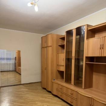 Продается 1-комнатная квартира, 40 м²