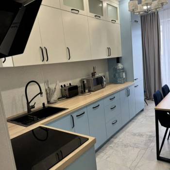 Продается 1-комнатная квартира, 40 м²