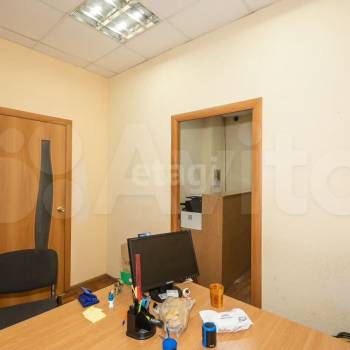 Продается Нежилое помещение, 217 м²
