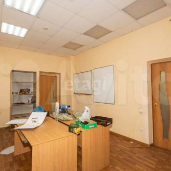 Продается Нежилое помещение, 217 м²